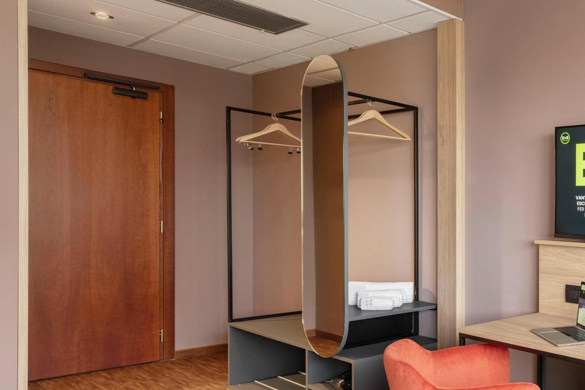 Cristal Hotel Cuneo Buitenkant foto