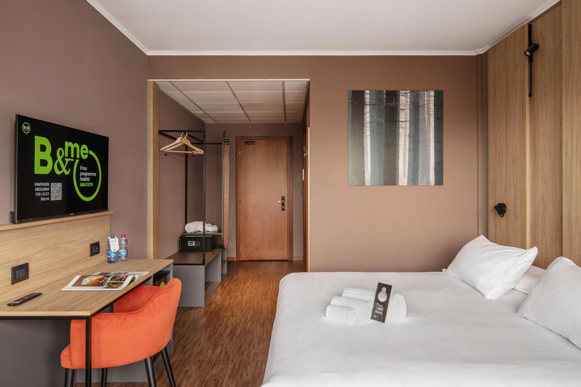 Cristal Hotel Cuneo Buitenkant foto