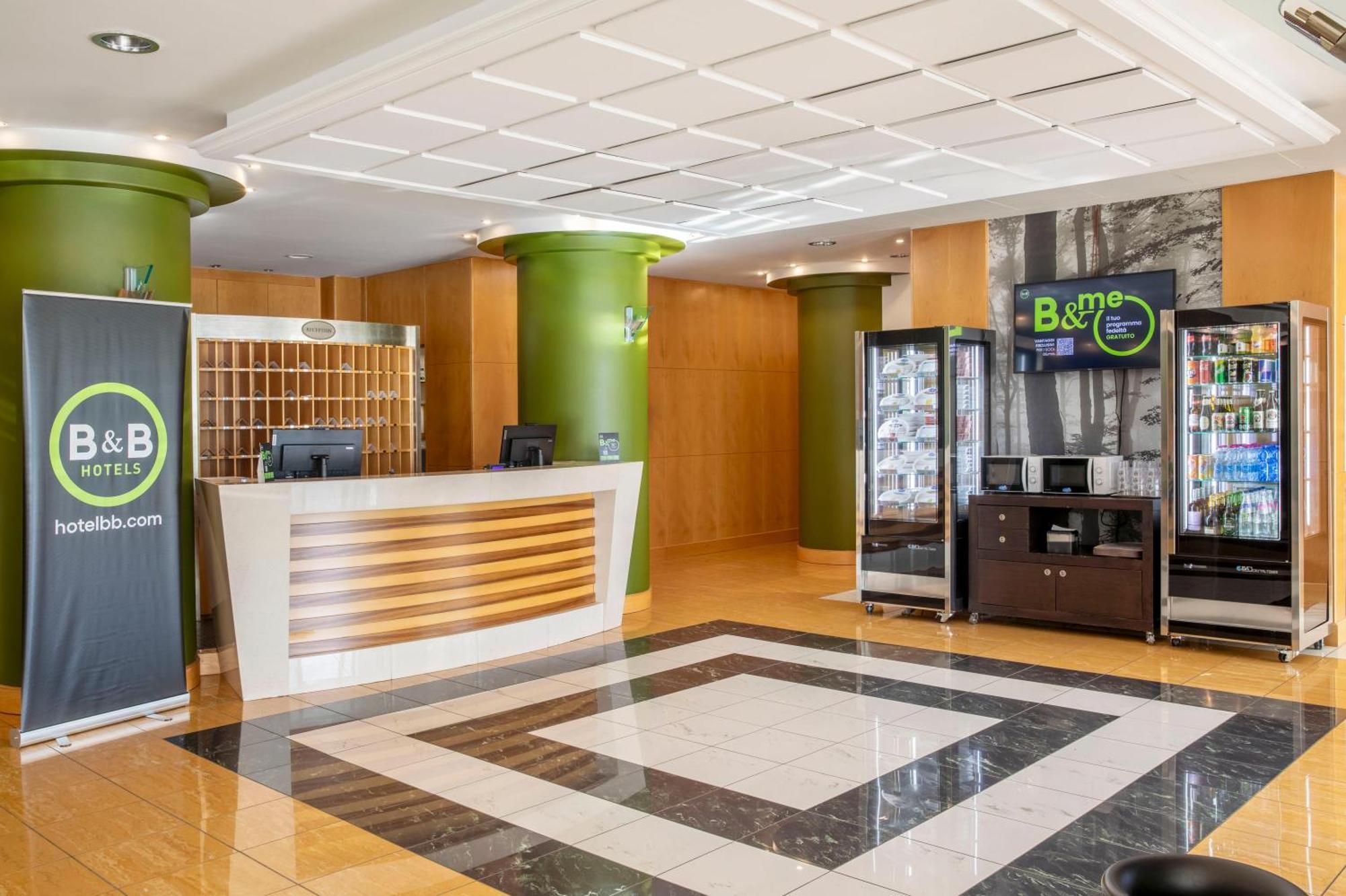 Cristal Hotel Cuneo Buitenkant foto