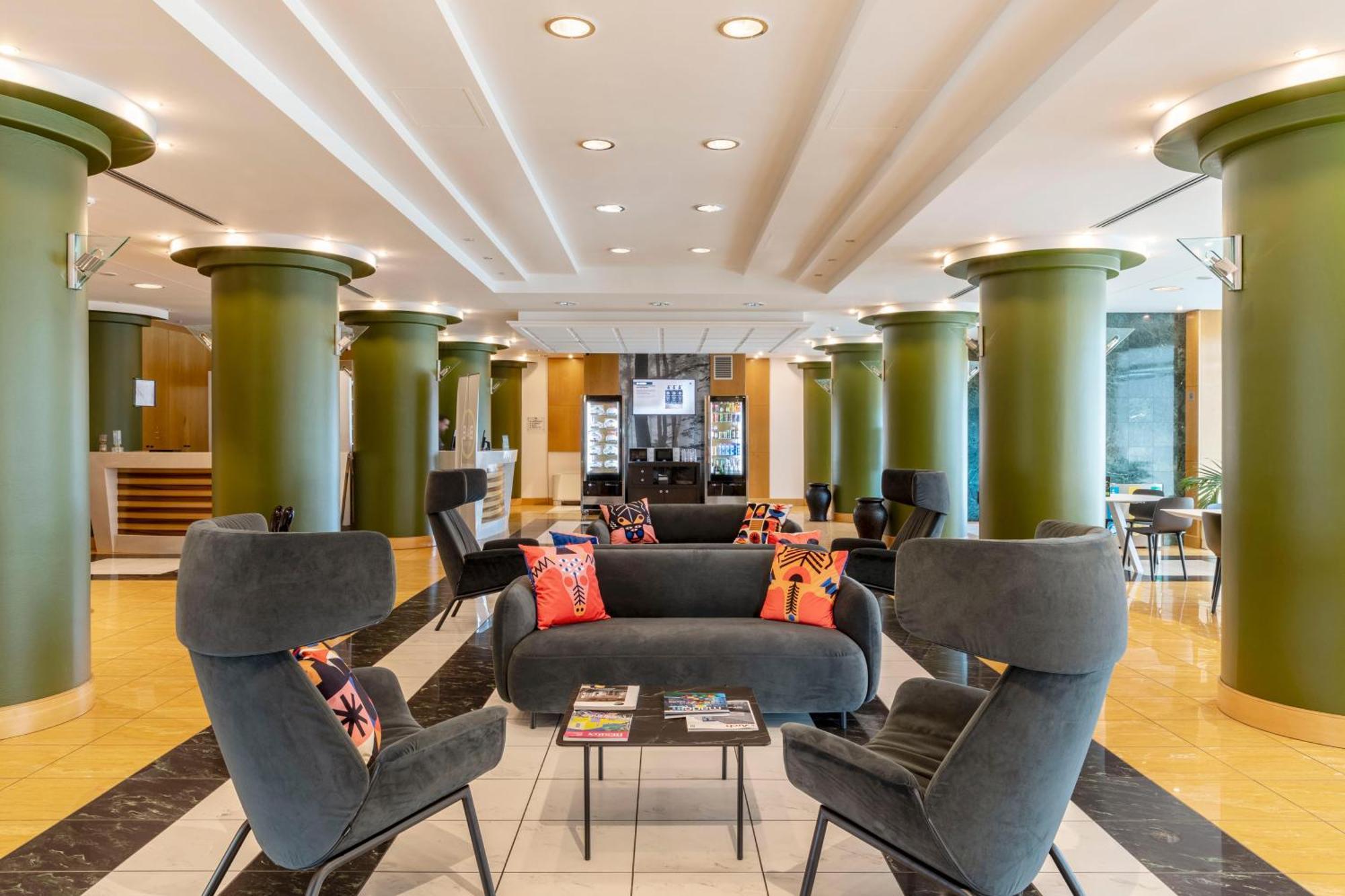Cristal Hotel Cuneo Buitenkant foto